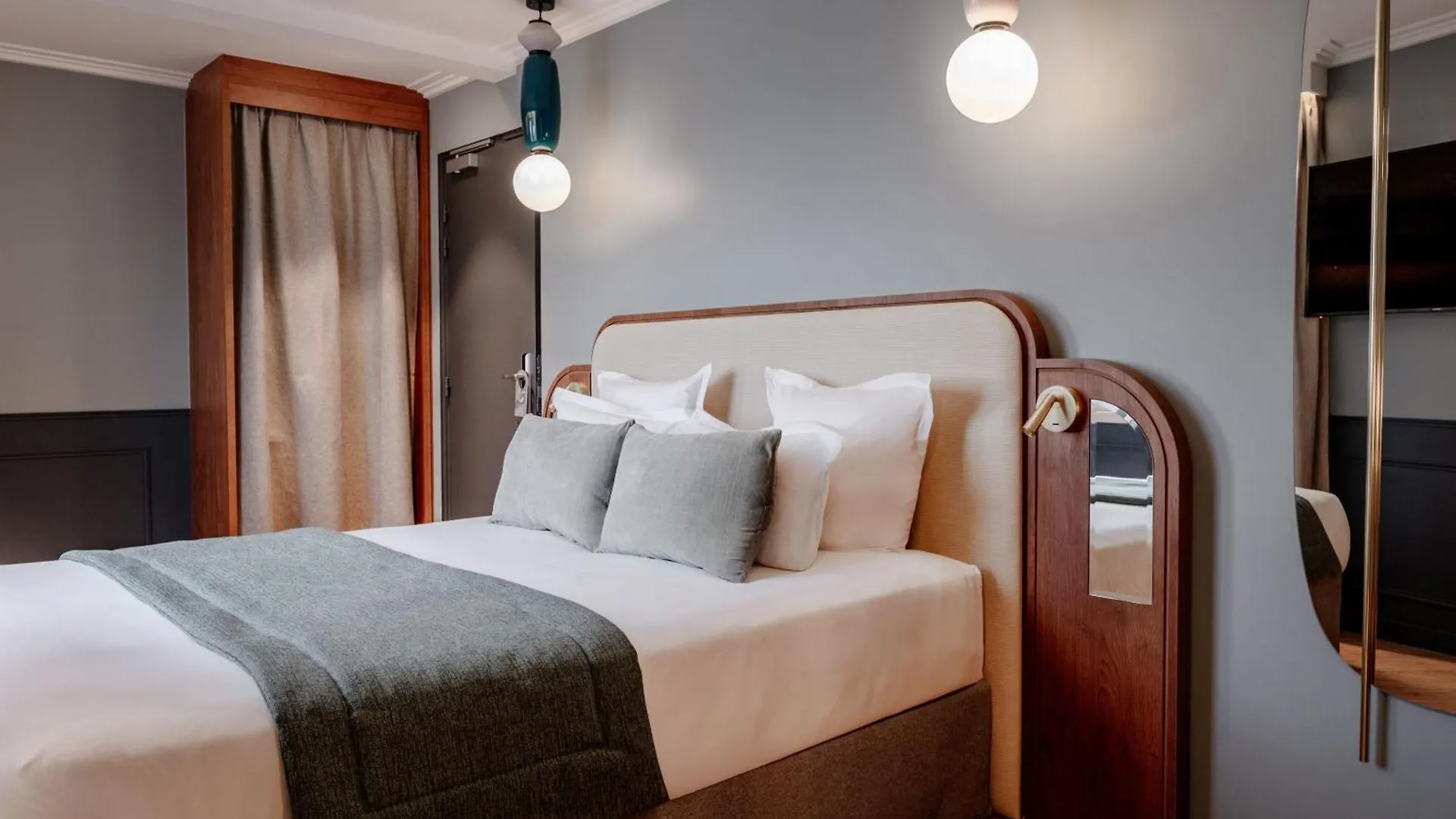 Hotel Grand Saint Michel 4*