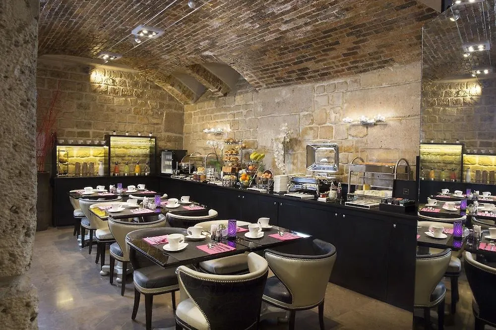 Grand Saint Michel Hotell 4*
